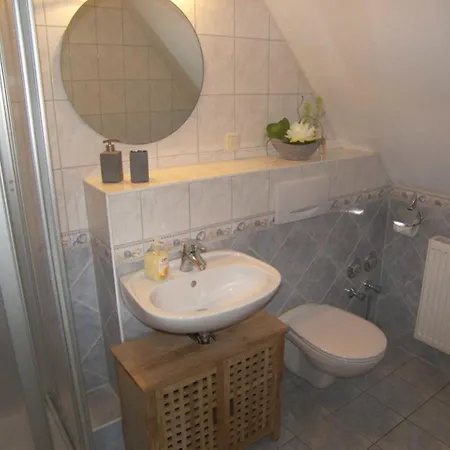 Maisonette_wohnung Mit Balkon _zum Neu Sallenthin
